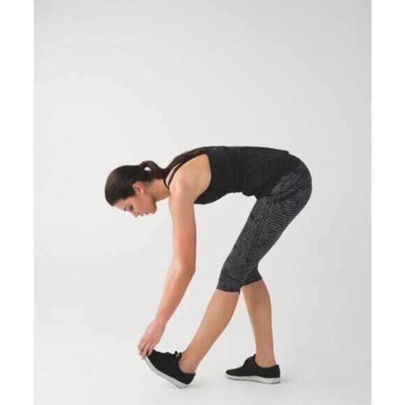 Lululemon Run: Top Speed Crop In Stripe Play Slate Black Size 4 - Picture 5 of 10